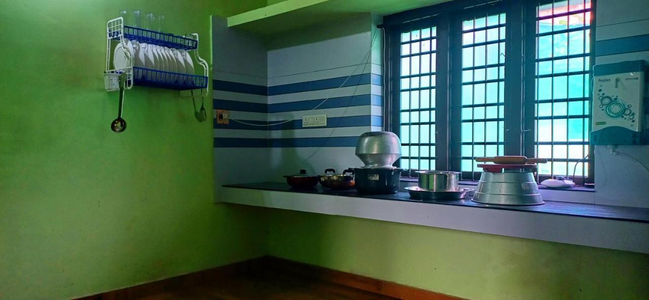 Empire Homestay Kalpatta Exterior foto