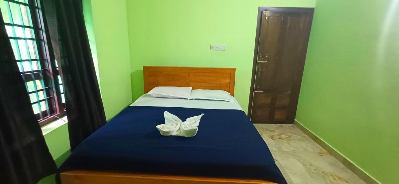 Empire Homestay Kalpatta Exterior foto