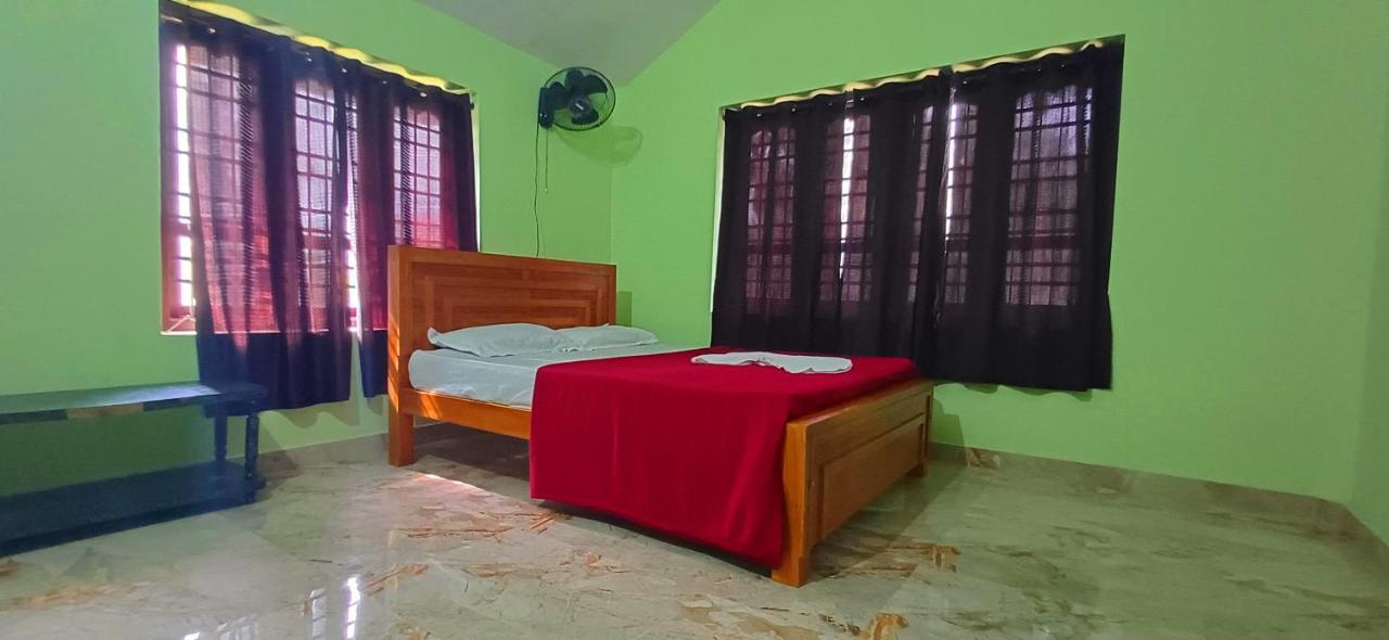 Empire Homestay Kalpatta Exterior foto